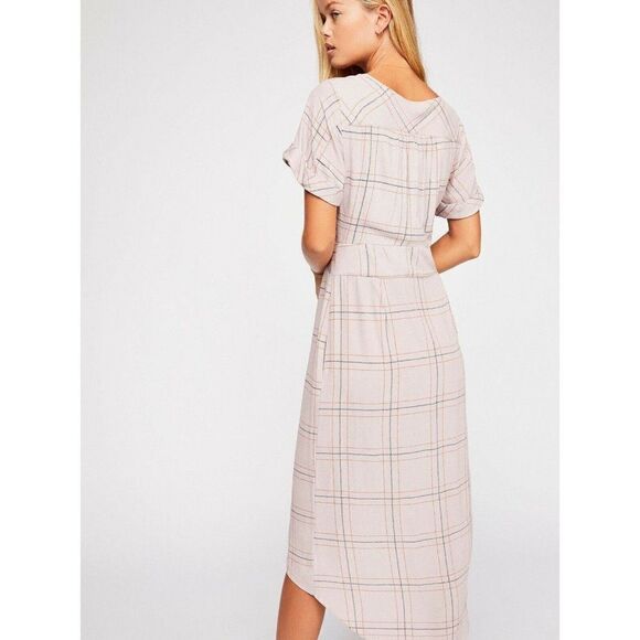 NEW FREE PEOPLE Sz S BON BON PLAID GRID PRINTED TWIST SHORT SLEEVE MIDI DRESS - Picture 2 of 3